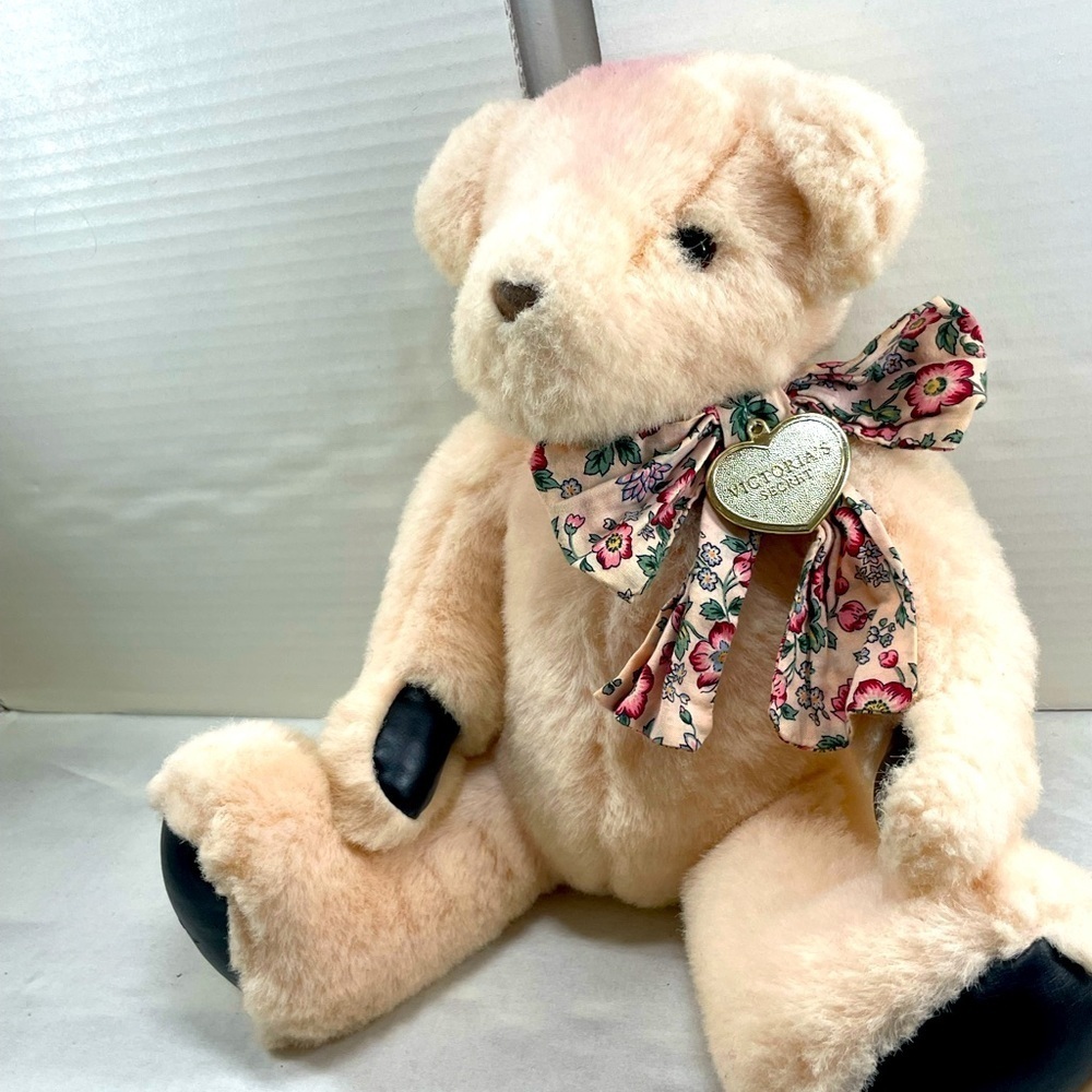 Vintage 1992 Gund Victoria secret Fluffy light pink Plush Collectible rare - Picture 14 of 14